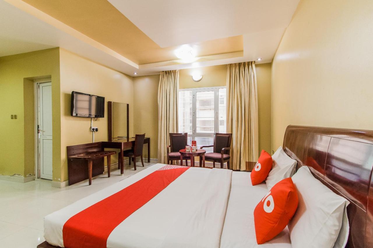 Oyo 109 Al Thabit Modern Hotel Apartment Ḩayl Āl ‘Umayr Buitenkant foto