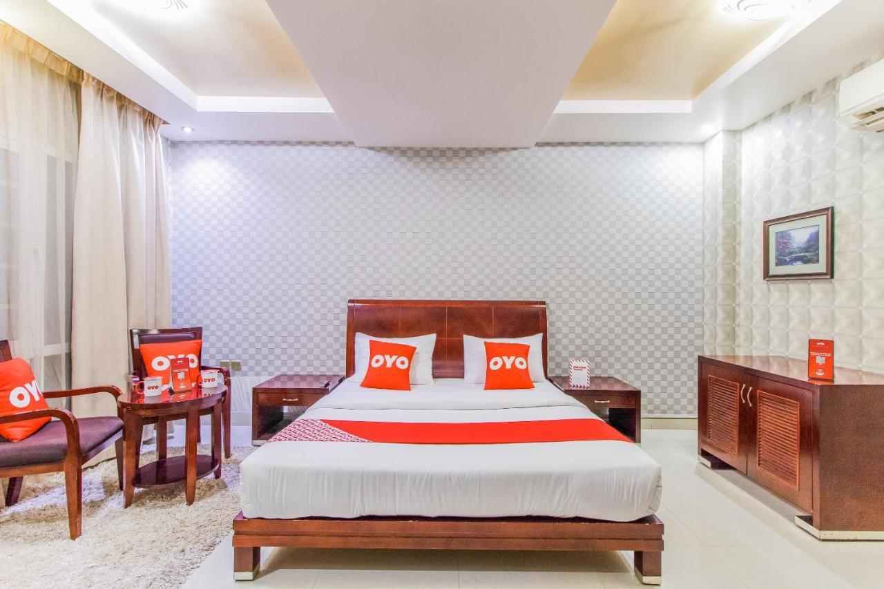 Oyo 109 Al Thabit Modern Hotel Apartment Ḩayl Āl ‘Umayr Buitenkant foto