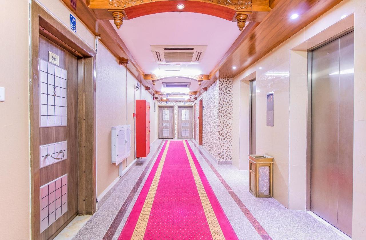 Oyo 109 Al Thabit Modern Hotel Apartment Ḩayl Āl ‘Umayr Buitenkant foto